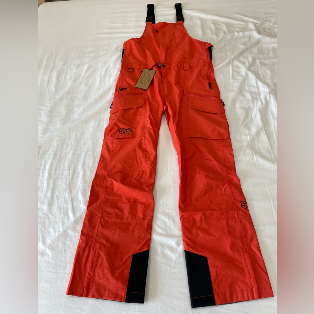 SAGA Monarch 3L Snowboard Overall Bib Pants Mens size XL Color is Grenadine.